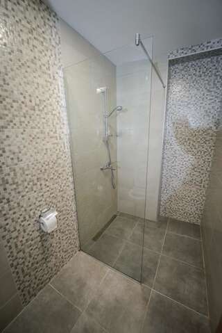 Апартаменты Apartment Vrutak Котор Номер-студио Делюкс с кроватью размера "king-size"-8