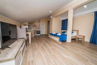 Апартаменты Apartment Vrutak Котор Апартаменты с видом на бассейн-4